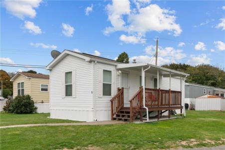 1 Second Street, Portsmouth, RI 02871, USA