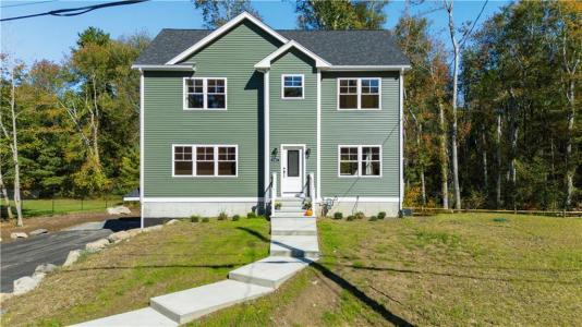 181 Hope Street, Seekonk, Massachusetts 02771