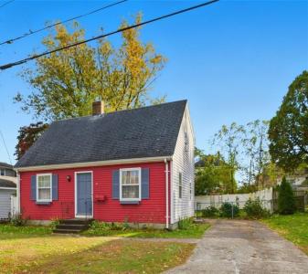 81 Sprague Avenue, East Providence, RI 02915, USA