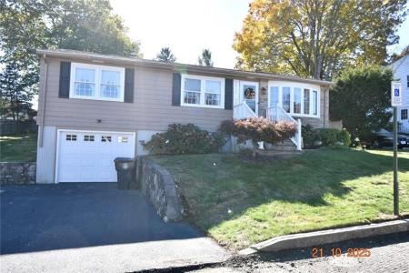 21 Young Street, North Providence, Rhode Island 02904, USA