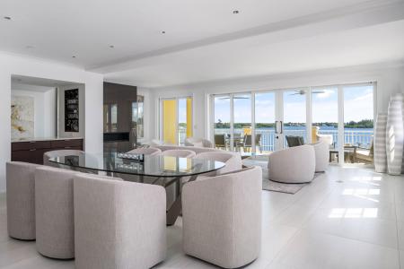 7 Royal Palm Pointe Ph-W, Vero Beach, Florida 32960