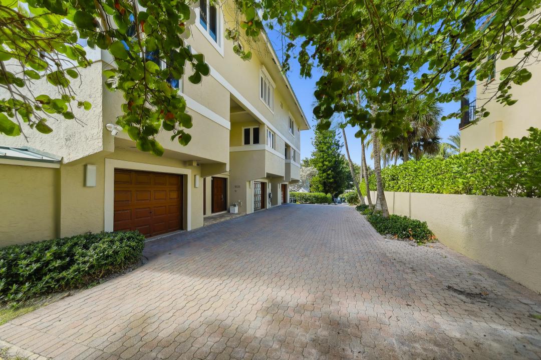 4535 Coquina Road, Pelican Beach Condo, Ocean Ridge, Florida 33435