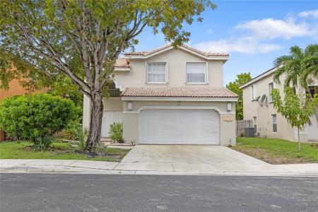 1512 SW 106th Ave, Pembroke Pines, Florida 33025