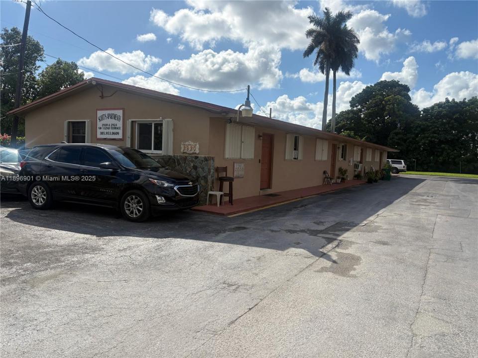 2924 NW 132nd Ter, Opa-Locka, Flórida 33054, Estados Unidos