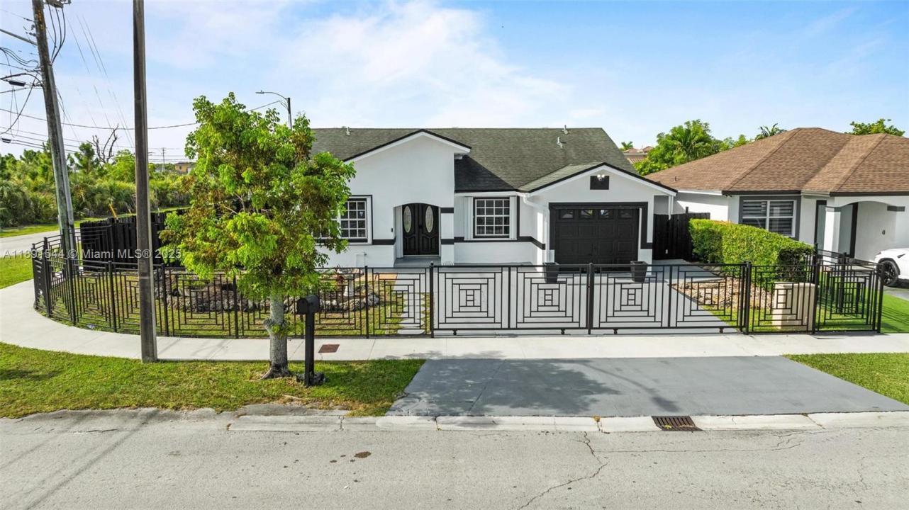 13400 SW 182nd St, Miami, Florida 33177