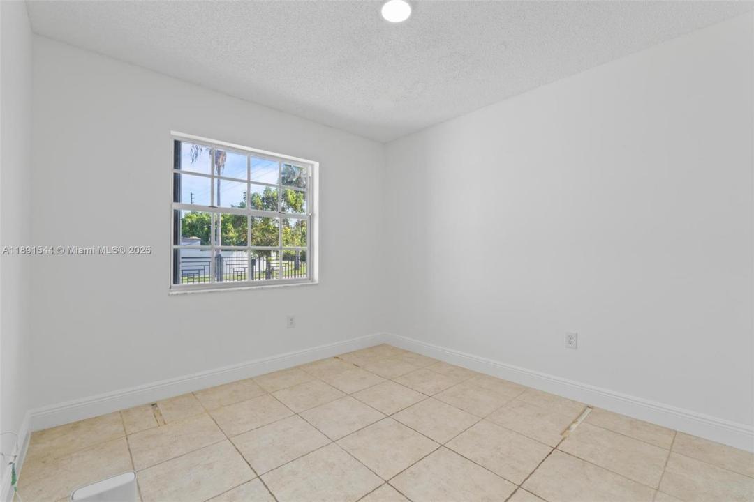 13400 SW 182nd St, Miami, Florida 33177