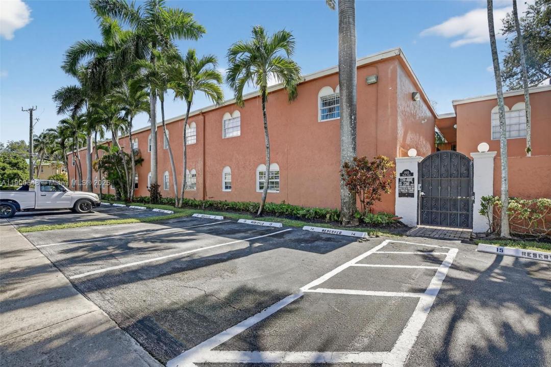 1405 Miami Rd 5, Fort Lauderdale, Floride 33316, États-Unis