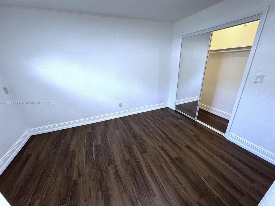 1025 NW 7th Ave B, Fort Lauderdale, Floryda 33311, USA