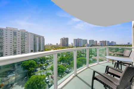 19370 Collins Ave 916, Sunny Isles Beach, Florida 33160, USA