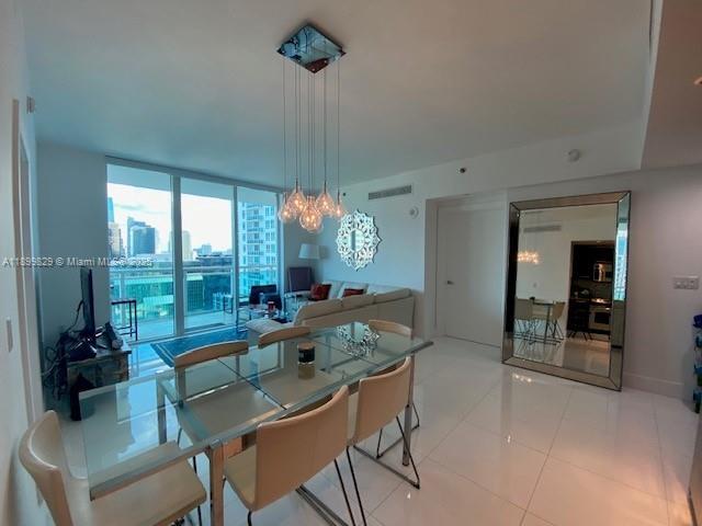 950 Brickell Bay Dr 2707, Miami, Flórida 33131, Estados Unidos