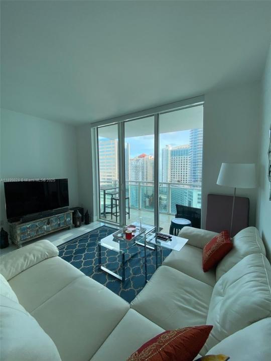950 Brickell Bay Dr 2707, Miami, Flórida 33131, Estados Unidos