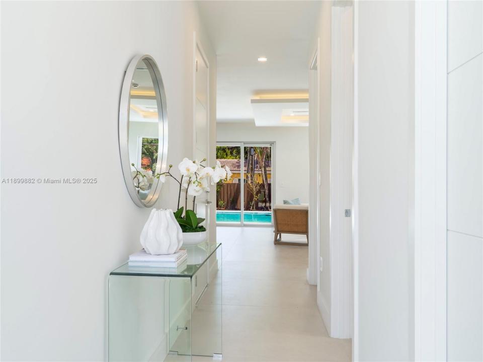 734 NE 14th Ave, Fort Lauderdale, Florida 33304, Amerika Birleşik Devletleri