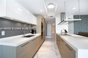 17301 Biscayne Blvd 2310, North Miami Beach, Florida 33160, USA