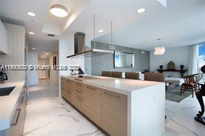 17301 Biscayne Blvd 2310, North Miami Beach, Florida 33160, USA