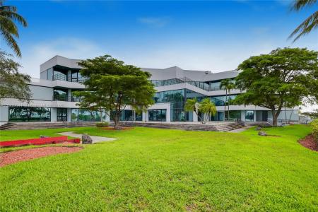 1800 NW 89th Pl, Doral, Florida 33172, USA