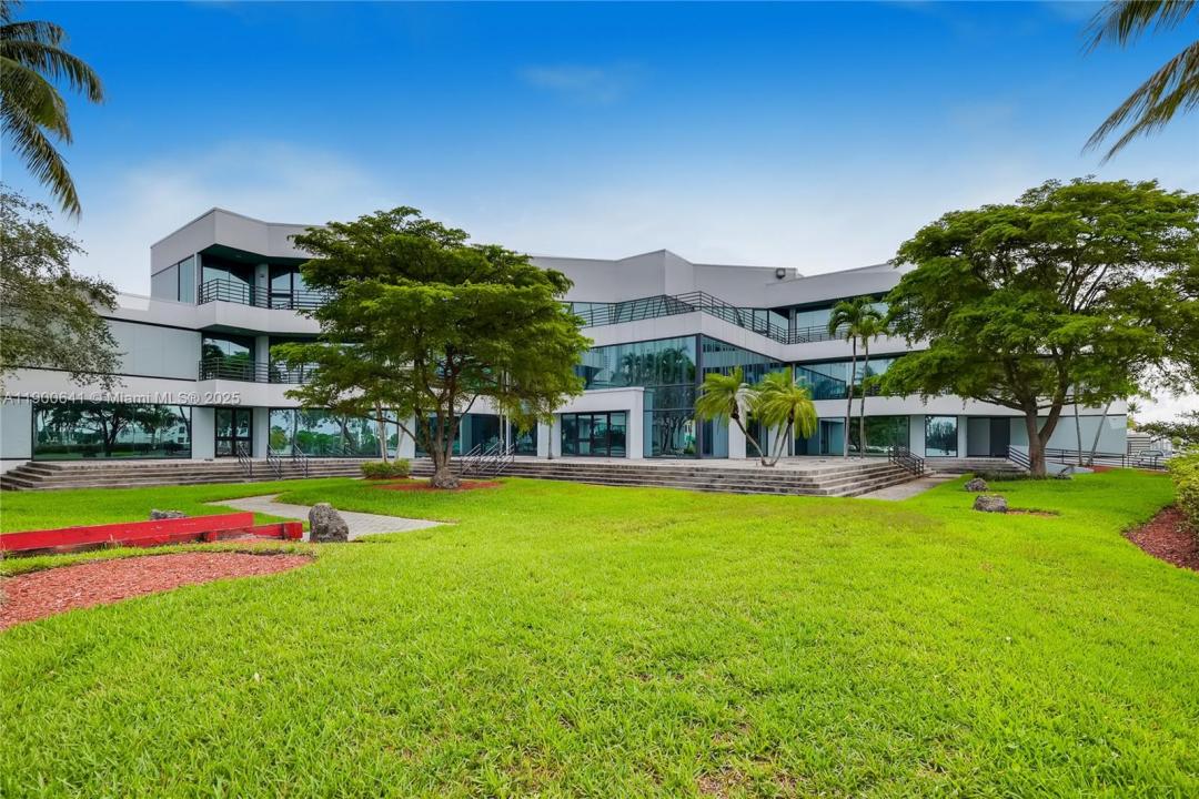 1800 NW 89th Pl, Doral, Flórida 33172, Estados Unidos