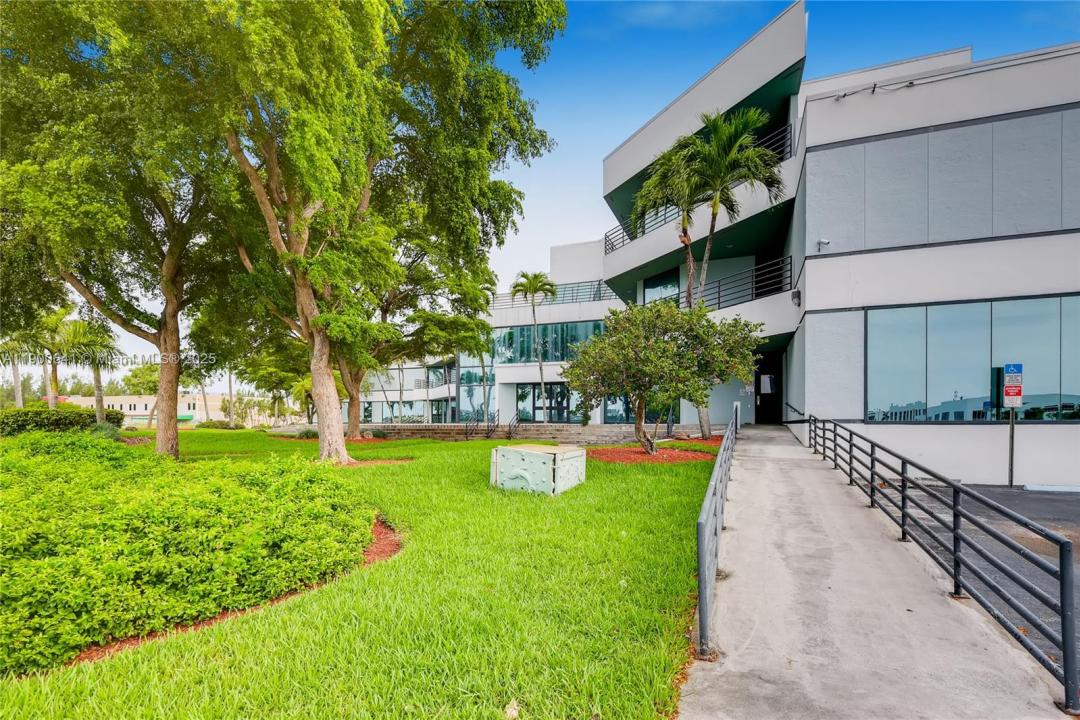 1800 NW 89th Pl, Doral, Flórida 33172, Estados Unidos