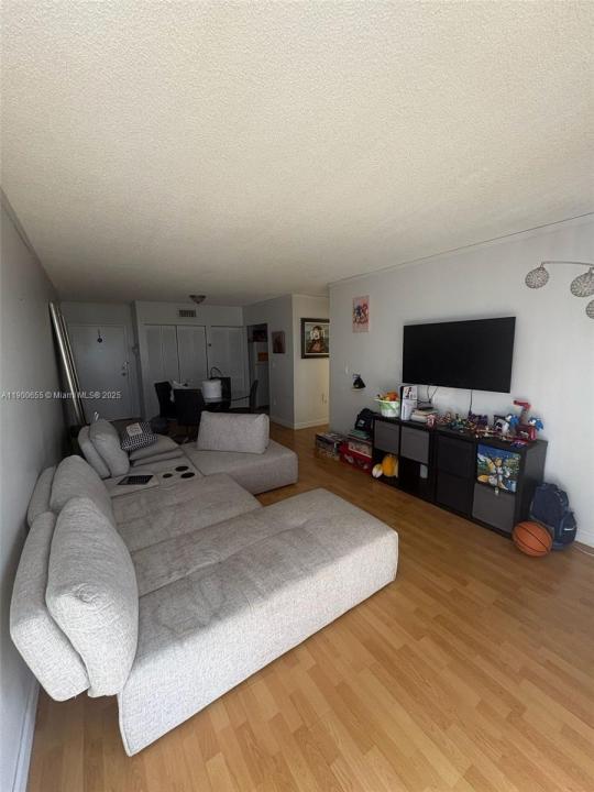 8261 NW 8th St 432, Miami, 플로리다 33126, 미국