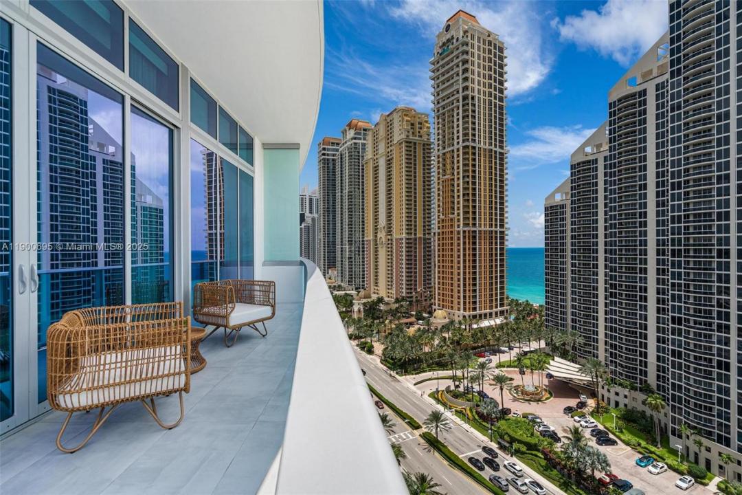 17550 Collins Ave PH1, Sunny Isles Beach, Florida 33160, Estados Unidos