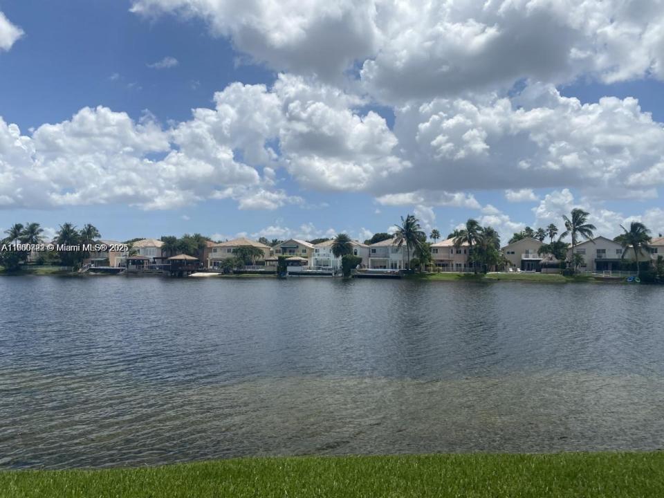 11156 NW 73rd St, Doral, Florida 33178