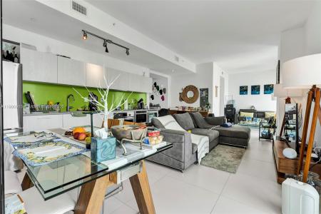 501 NE 31 4305, Miami, Florida 33137, USA