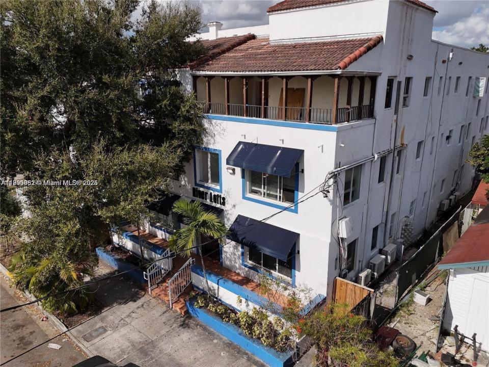 1021 NW 3rd St 206, Miami, フロリダ 33128, アメリカ合衆国