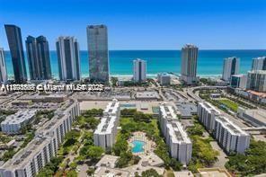 17021 N Bay Rd 123, Sunny Isles Beach, Floride 33160, États-Unis