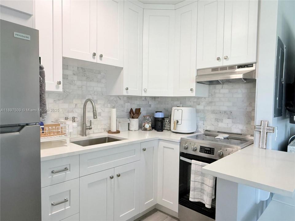 130 N Collier Blvd D7, Marco Island, Florida 34145, HOA KỲ