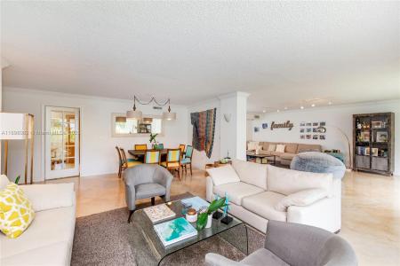 199 Ocean Lane Dr 305, Key Biscayne, Florida 33149, USA