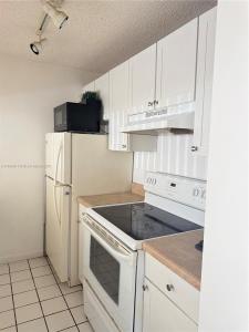 8100 Geneva Ct 145, Doral, Florida 33166, USA