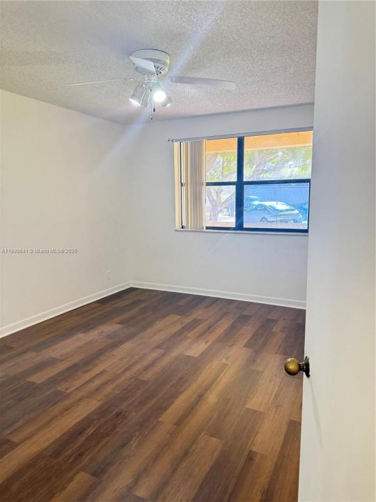 8100 Geneva Ct 145, Doral, Flórida 33166, Estados Unidos