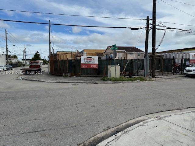 2484 NW 21st Ter, Miami, Floride 33142, États-Unis