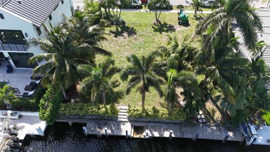 2511 NE 48th Ct, Lighthouse Point, Florida 33064, USA