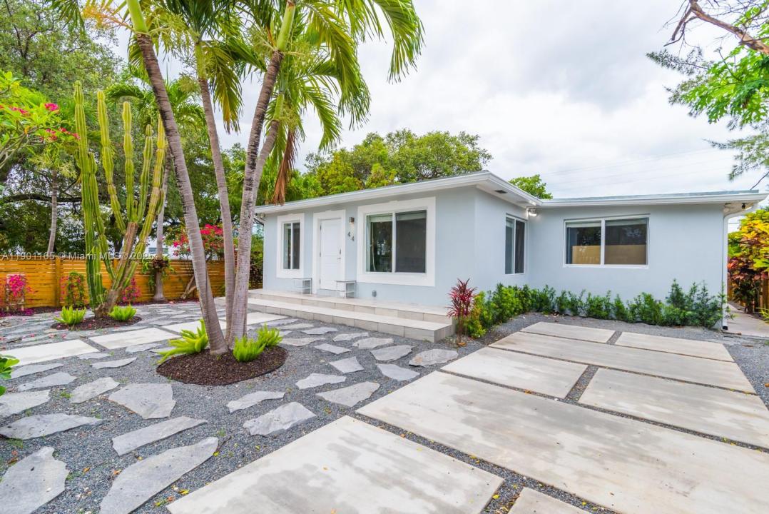 44 NW 40th St, Miami, Florida 33127