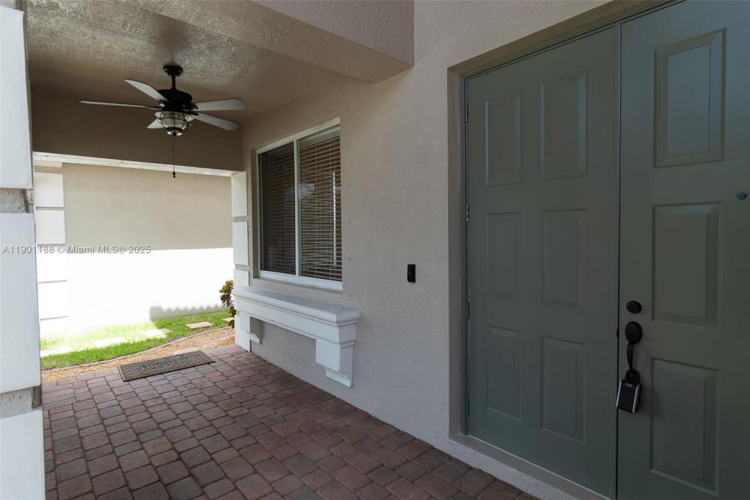 9065 Silver Glen Way, Lake Worth, Florida 33467