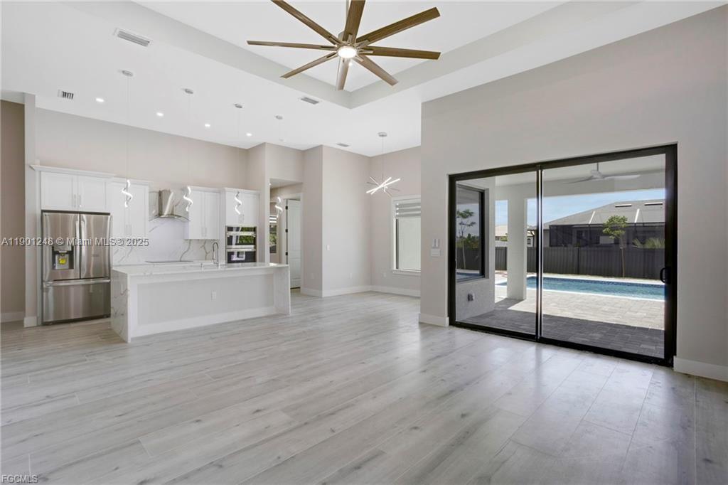 1020 NW 33rd PL, Cape Coral, Florida 33991, USA