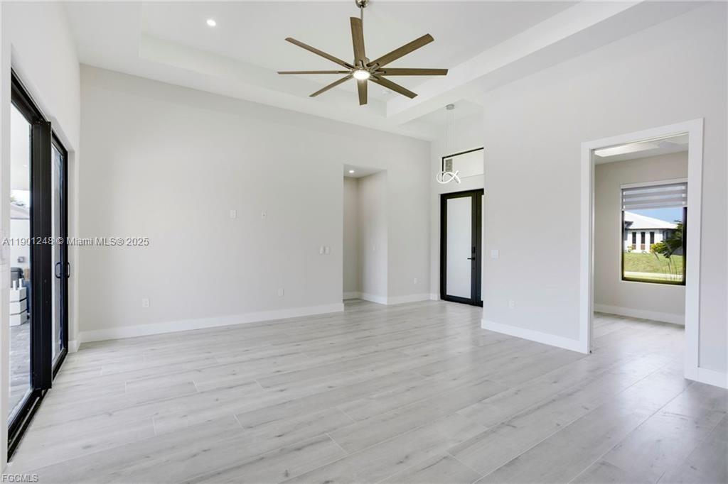 1020 NW 33rd PL, Cape Coral, Florida 33991, USA