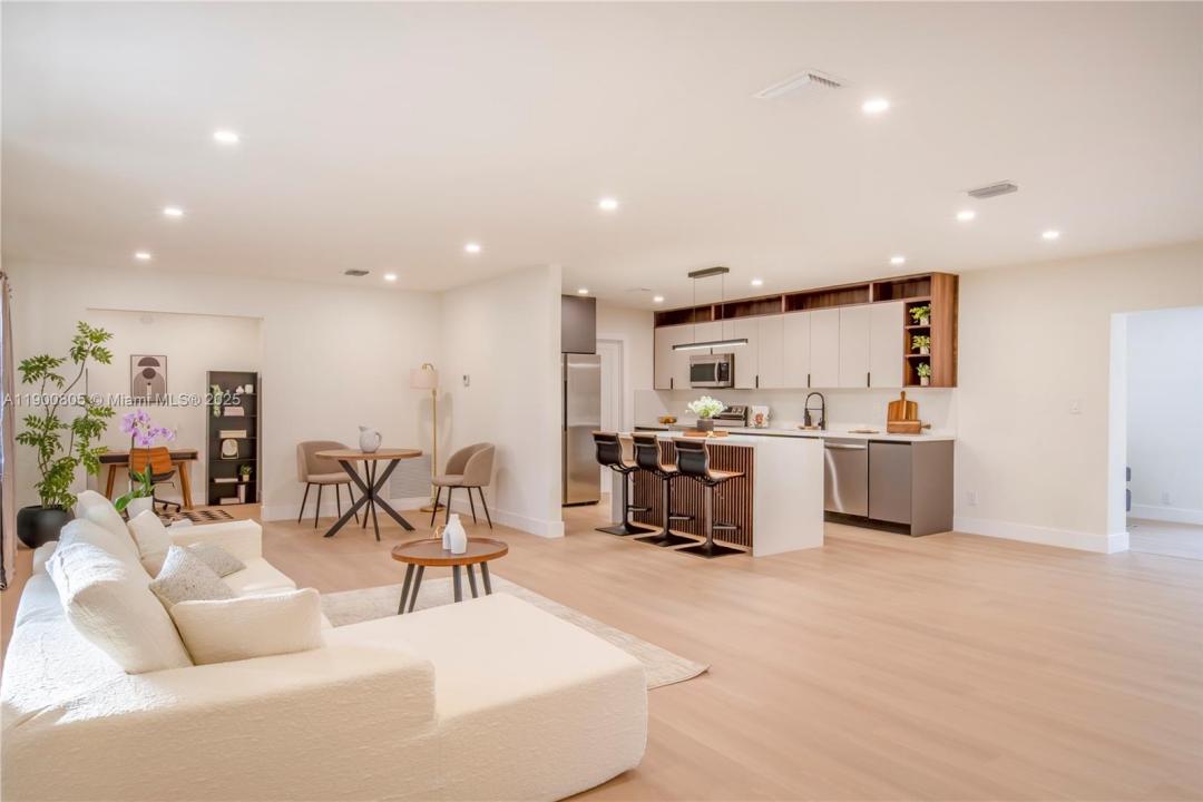 3251 NW 23rd Ct, Lauderdale Lakes, Florida 33311