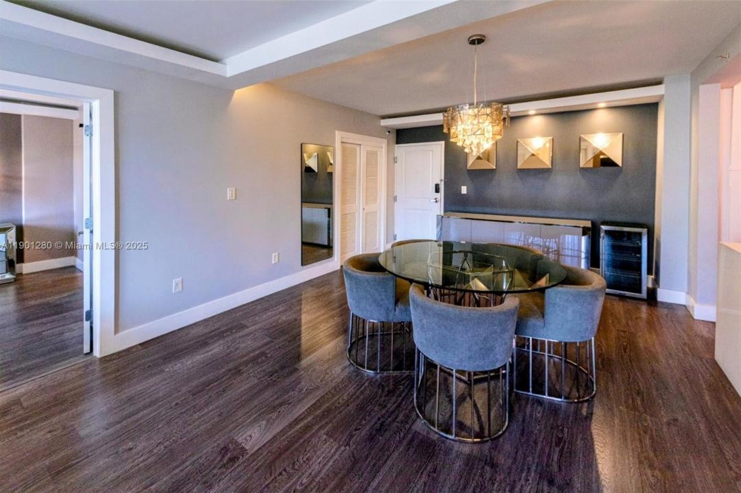 401 69th St 212, Miami Beach, Flórida 33141, Estados Unidos