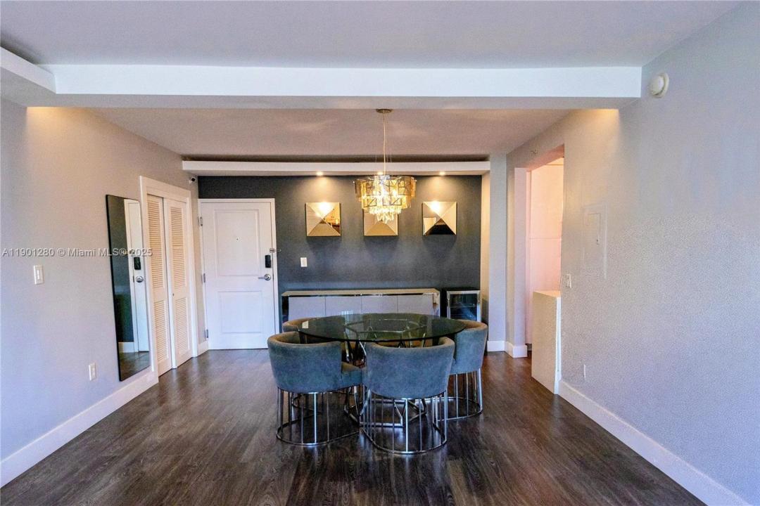 401 69th St 212, Miami Beach, Flórida 33141, Estados Unidos