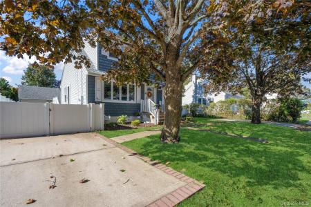 245 Delaware Avenue S, Babylon, ニューヨーク 11757, アメリカ合衆国