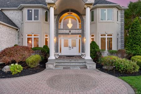 28 Carmel Heights, Wappinger, 紐約州 12590, 美國