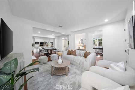 Twin Gables, Irvine, Kalifornien 92620, USA