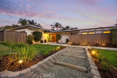 Crawford Canyon, North Tustin, كاليفورنيا 92705, الولايات المتحدة