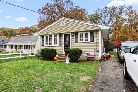 21 Riverview Avenue, Smithfield, Rhode Island 02917, États-Unis