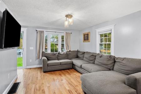 21 Riverview Avenue, Smithfield, Rhode Island 02917, États-Unis