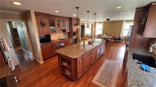 6 Utter Street, North Providence, Rhode Island 02904, Estados Unidos