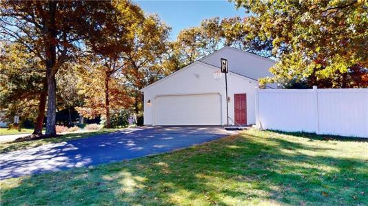 3 Regalwood Drive, Coventry, Rhode Island 02816, États-Unis