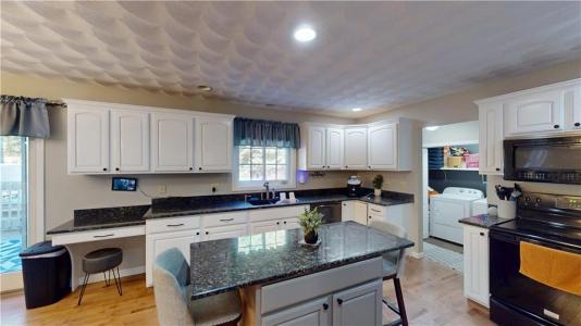 3 Regalwood Drive, Coventry, Rhode Island 02816, États-Unis