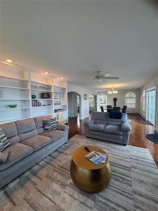 67 Lawrence Court, Tiverton, Rhode Island 02878, Estados Unidos